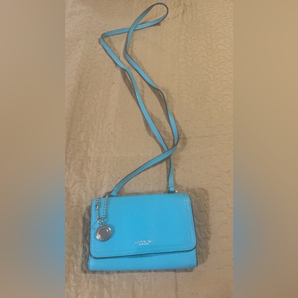 Coach Blue Crossbody Bag with Structured Design - Picture 4 of 14